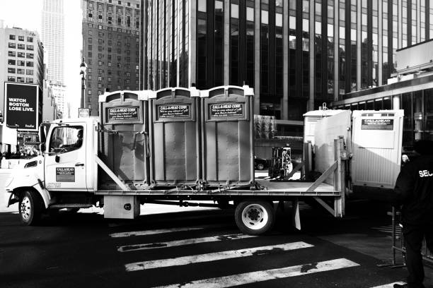 Best Affordable porta potty rental  in Nixa, MO